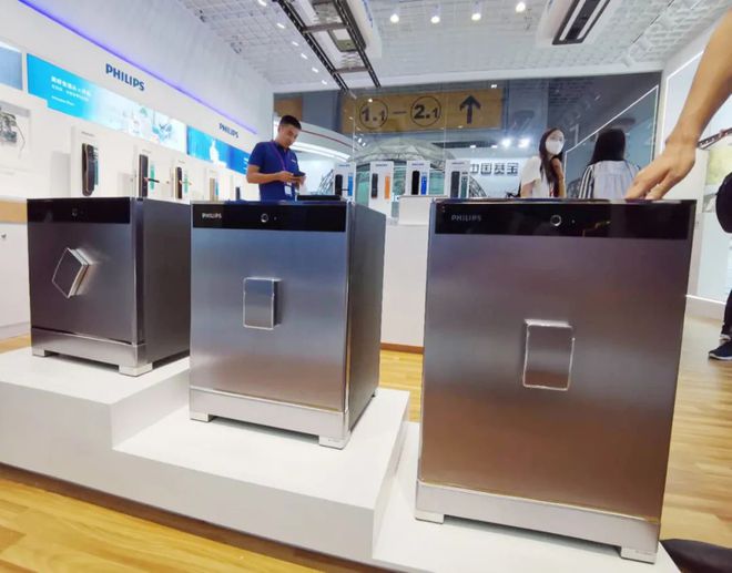 澳门沙金从智能门锁到智能晾衣架及保险柜 飞利浦在建博会释放出了哪些新的信号？(图12)